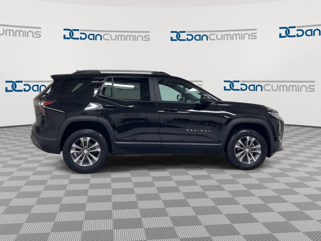 2027 Chevrolet Tahoe LT - Photo 9