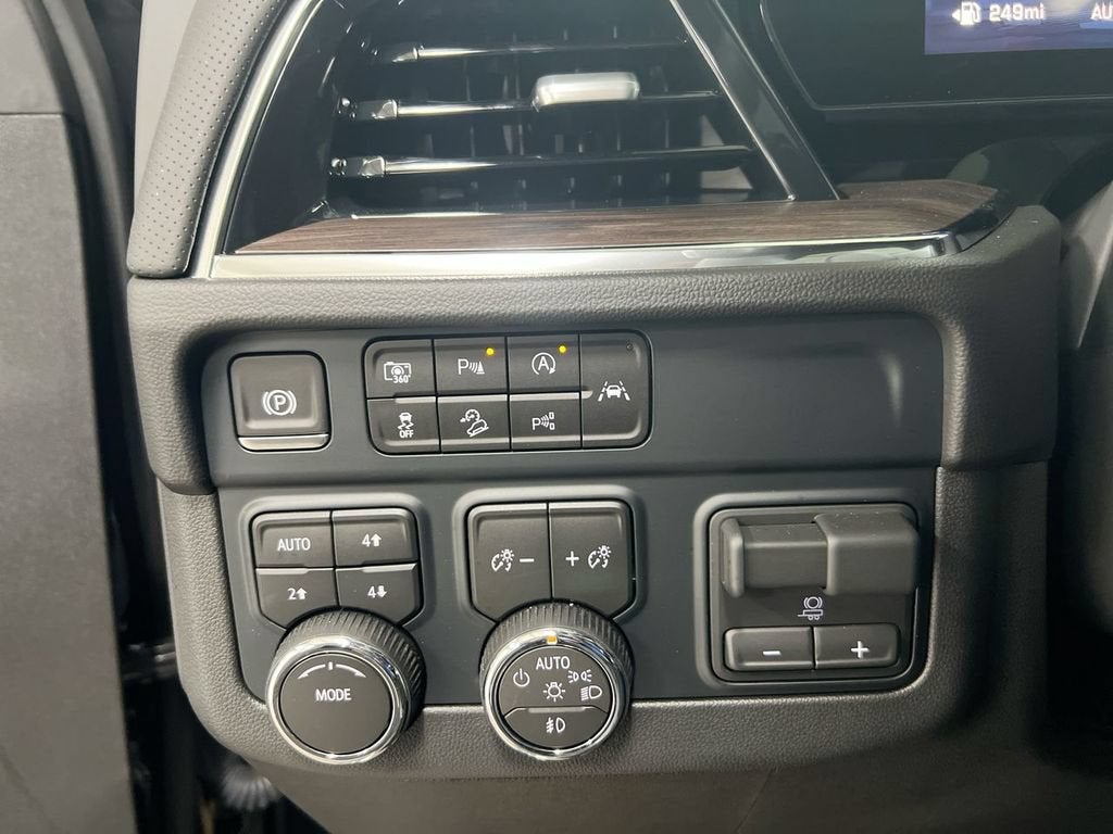 2026 Chevrolet Tahoe Premier - Photo 19
