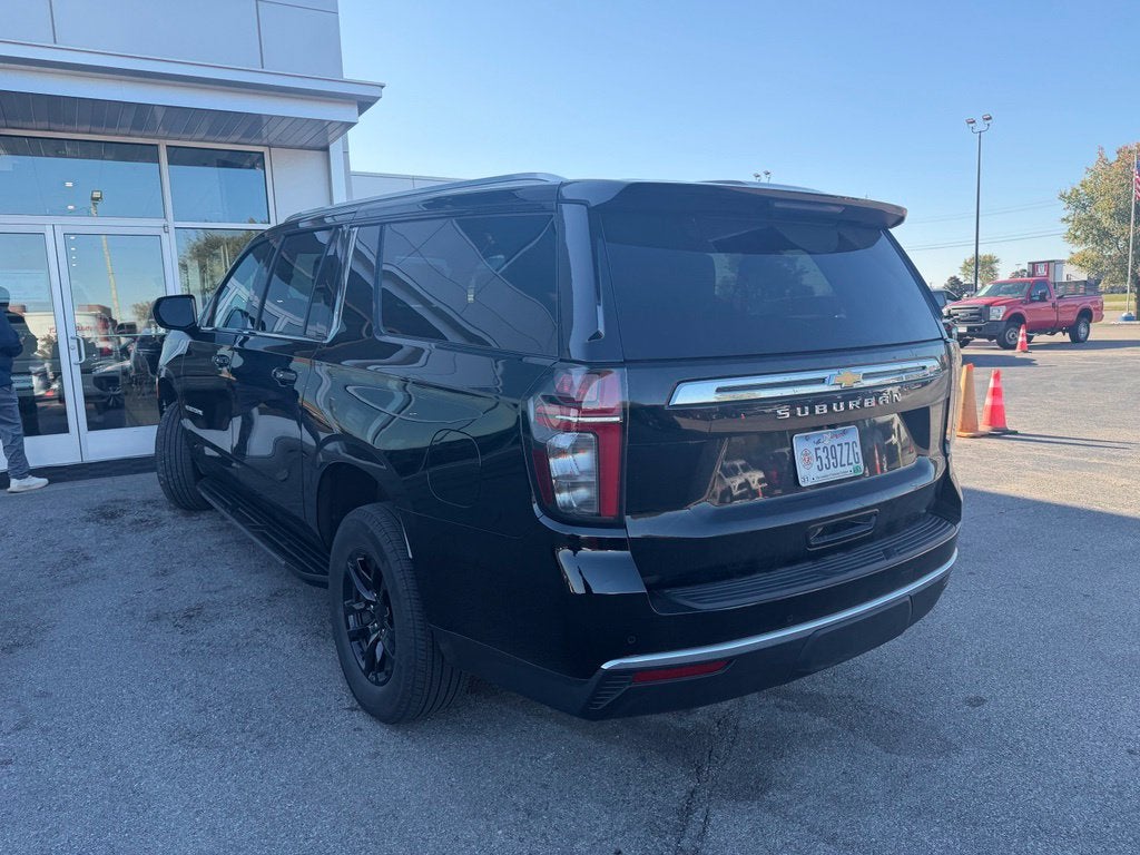 2024 Chevrolet Suburban LS