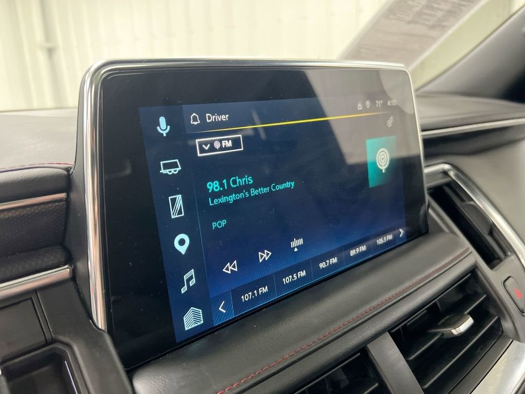 2023 Chevrolet Suburban RST