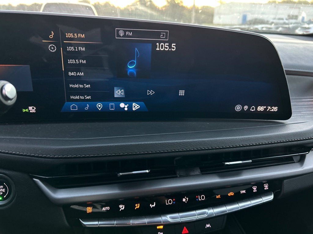 2024 Cadillac XT4 Premium Luxury