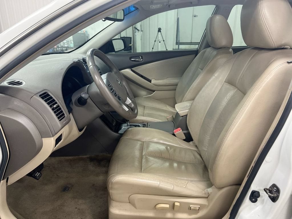 2010 Nissan Altima 3.5 SR
