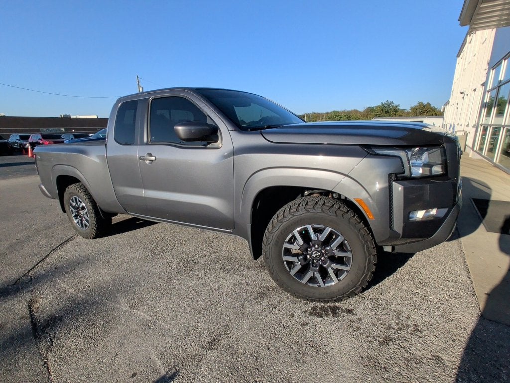 2022 Nissan Frontier SV