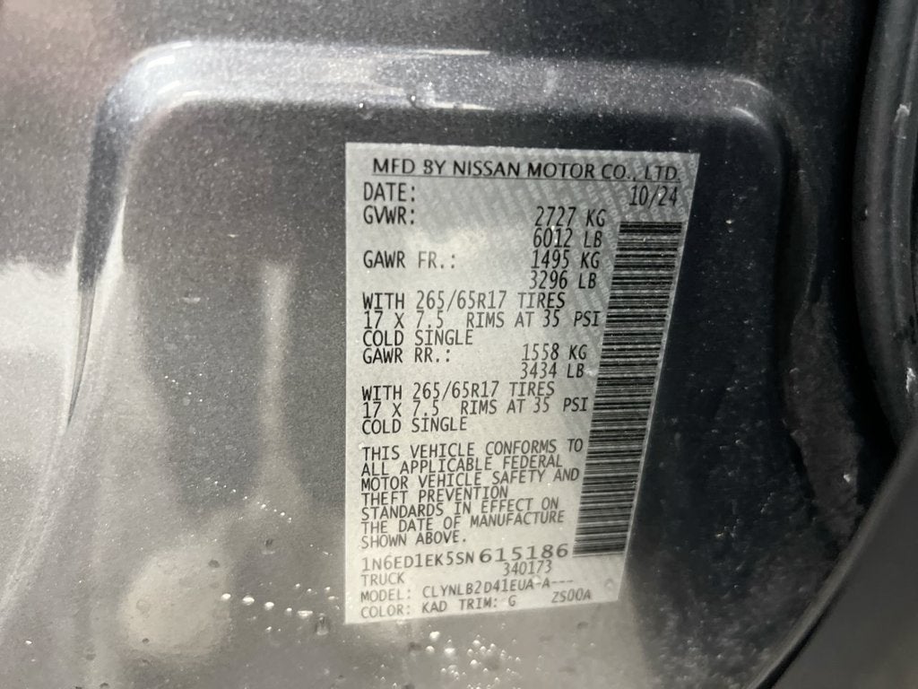 2025 Nissan Frontier SV