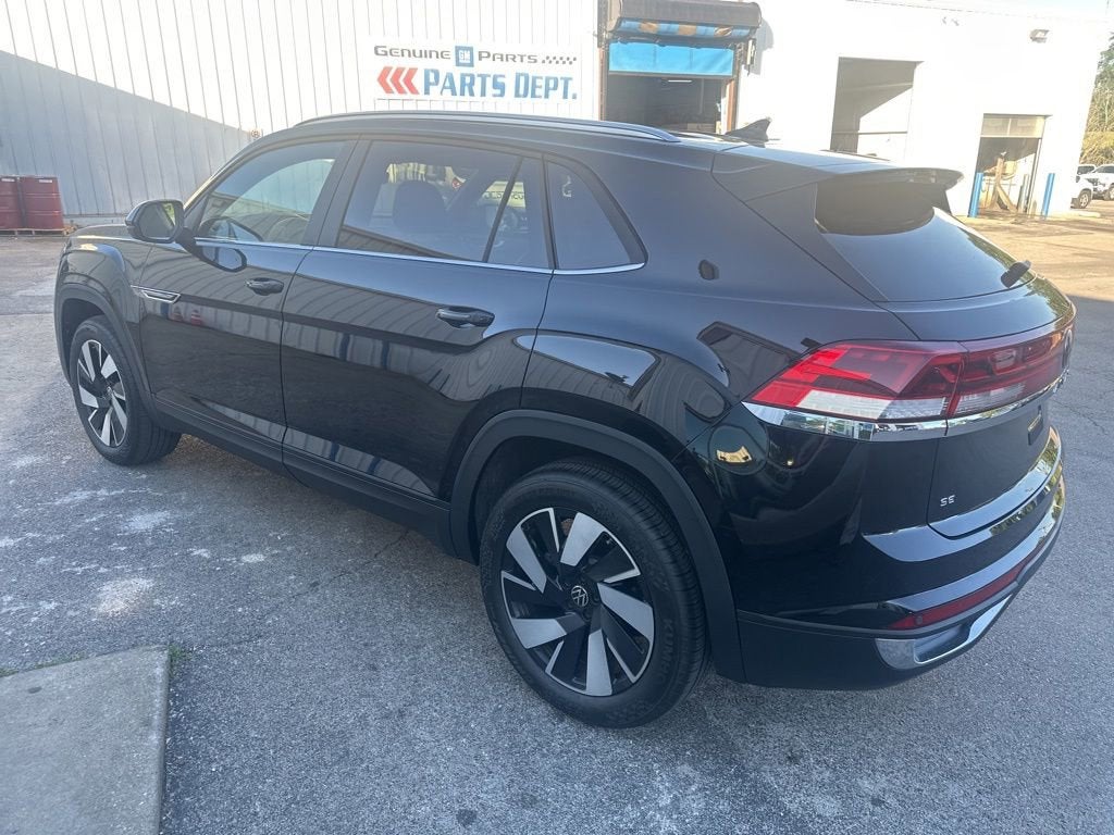 2026 Volkswagen Atlas Cross Sport 2.0T SE w/Technology