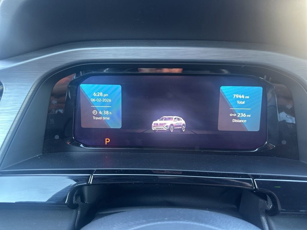 2026 Volkswagen Atlas Cross Sport 2.0T SE w/Technology