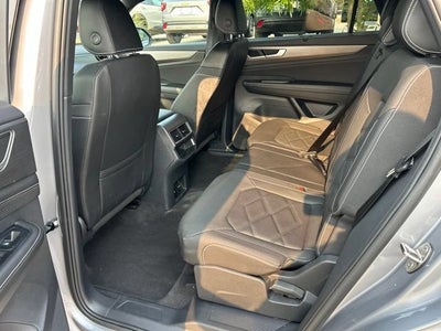 2025 Volkswagen Atlas Cross Sport 2.0T SE w/Technology
