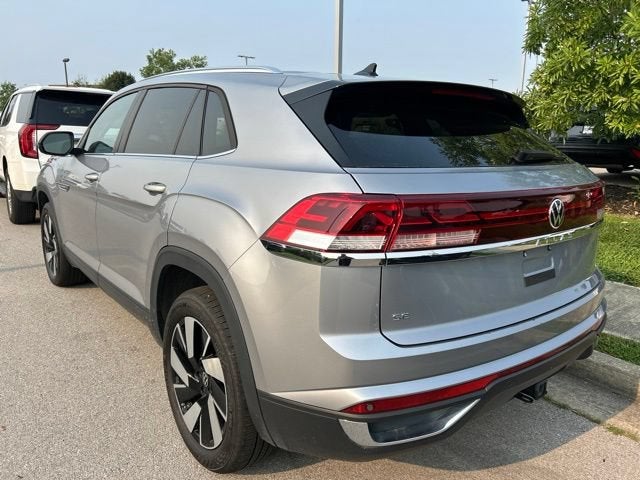 2025 Volkswagen Atlas Cross Sport 2.0T SE w/Technology