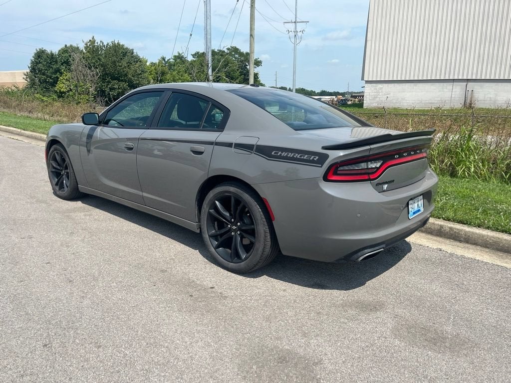 2017 Dodge Charger SE