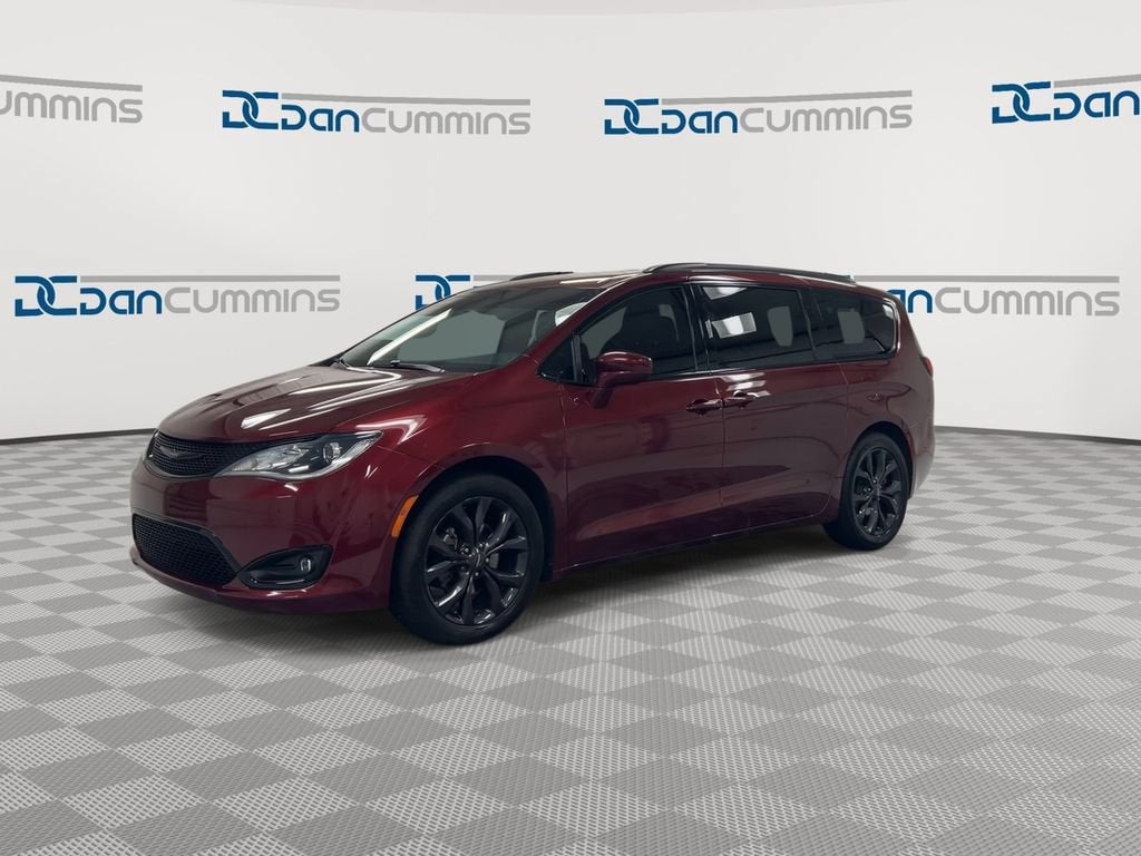 2020 Chrysler Pacifica Touring L