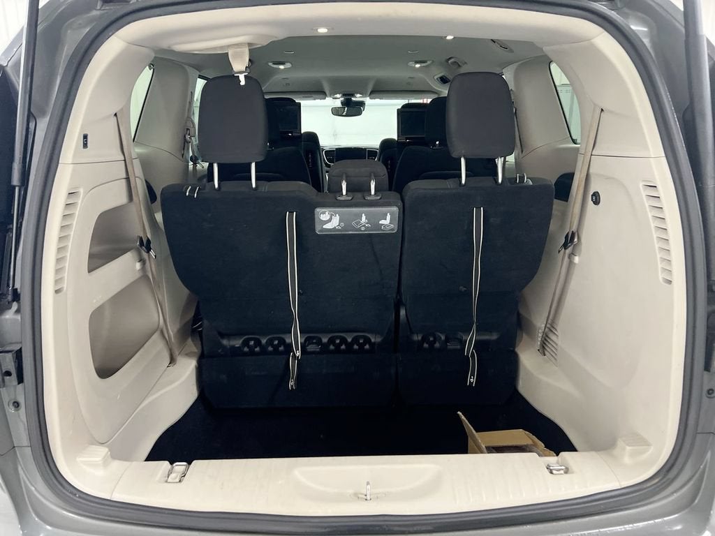 2021 Chrysler Pacifica Touring