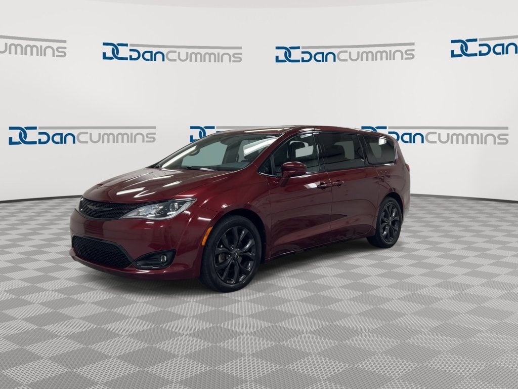 2020 Chrysler Pacifica Touring