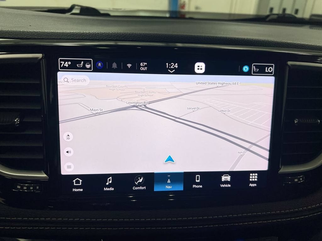 2025 Chrysler PACIFICA Base