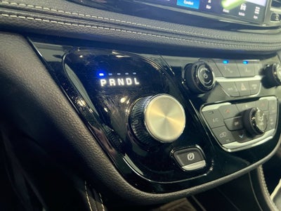 2025 Chrysler PACIFICA Base