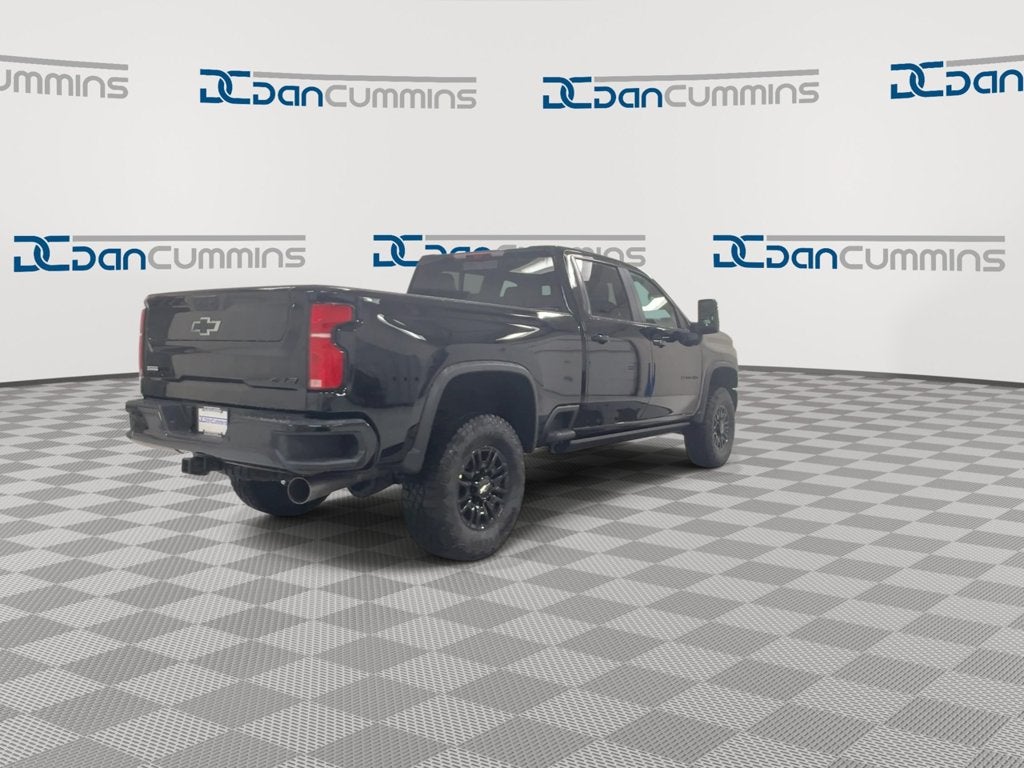 2026 Chevrolet Silverado 2500 HD ZR2 - Photo 8