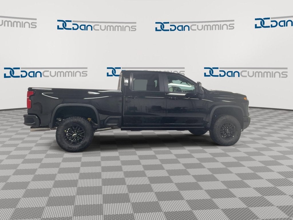 2026 Chevrolet Silverado 2500 HD ZR2 - Photo 9