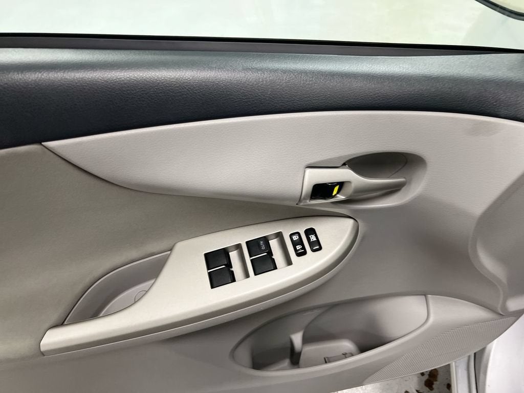 2012 Toyota Corolla L
