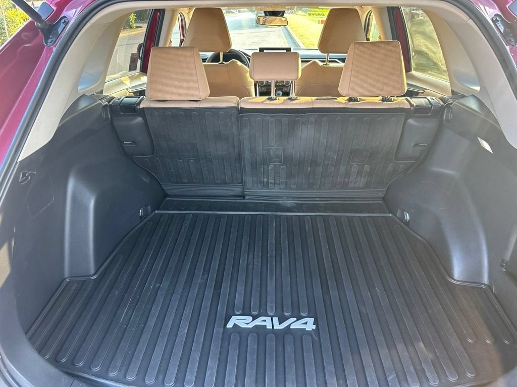 2023 Toyota RAV4 LE