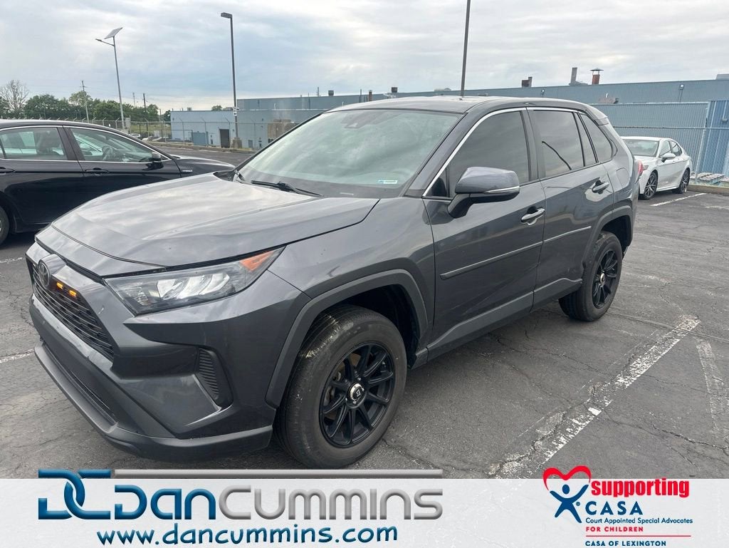 2022 Toyota RAV4 LE