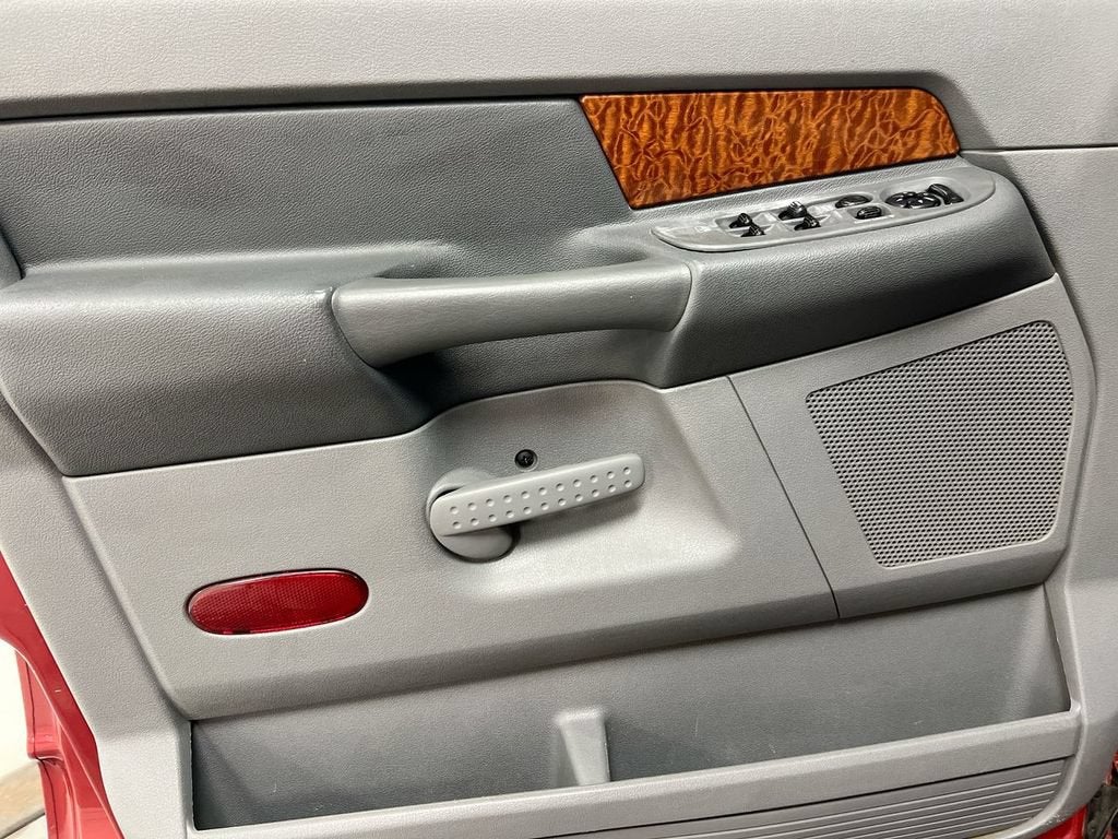 2006 Dodge Ram 2500 SLT