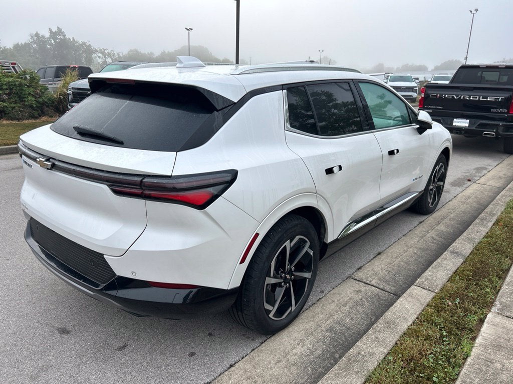 2024 Chevrolet Equinox EV 2LT