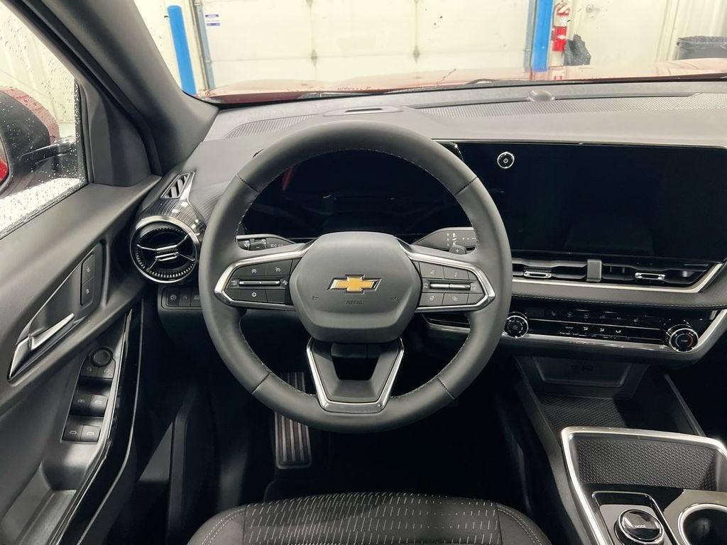 2027 Chevrolet Equinox LT - Photo 11