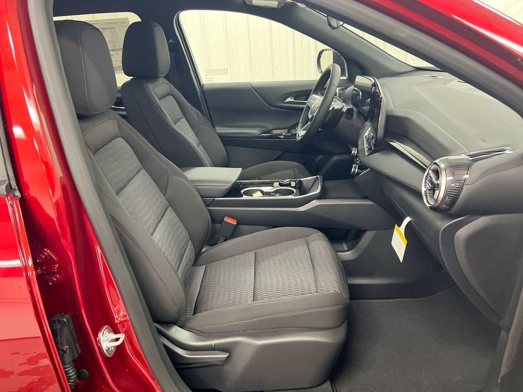 2027 Chevrolet Equinox LT - Photo 22