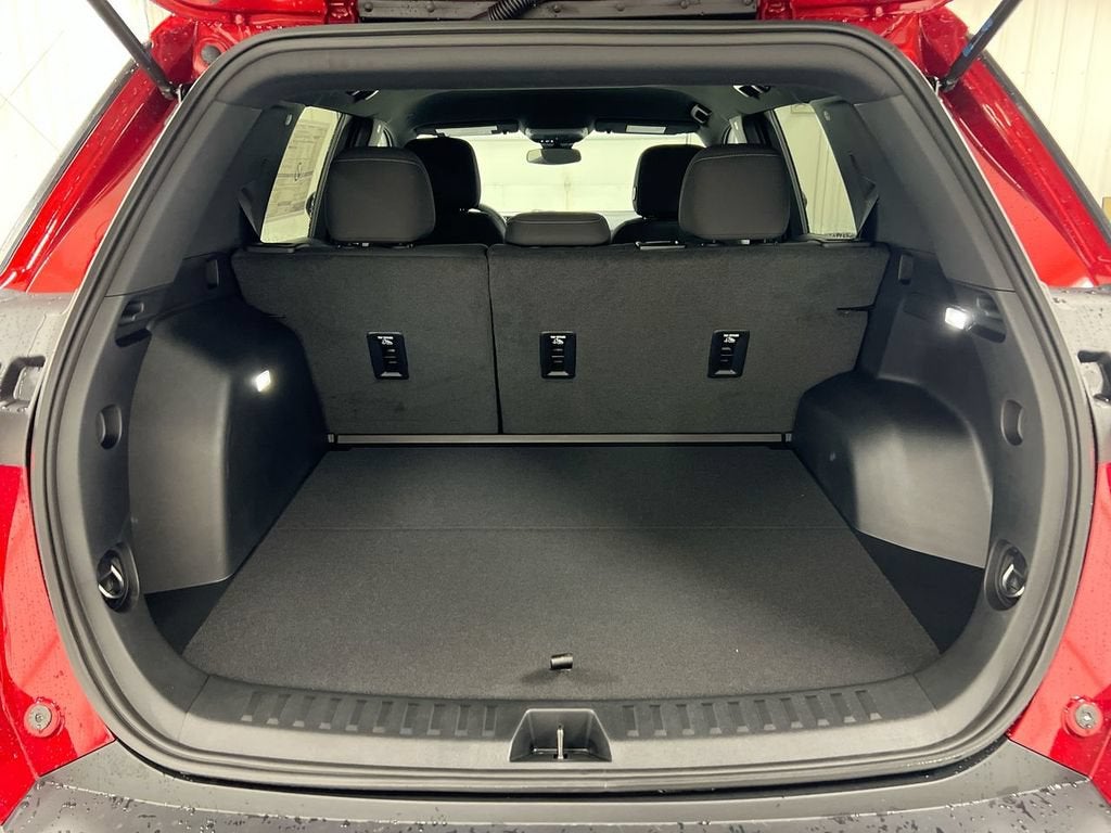 2027 Chevrolet Equinox LT - Photo 24