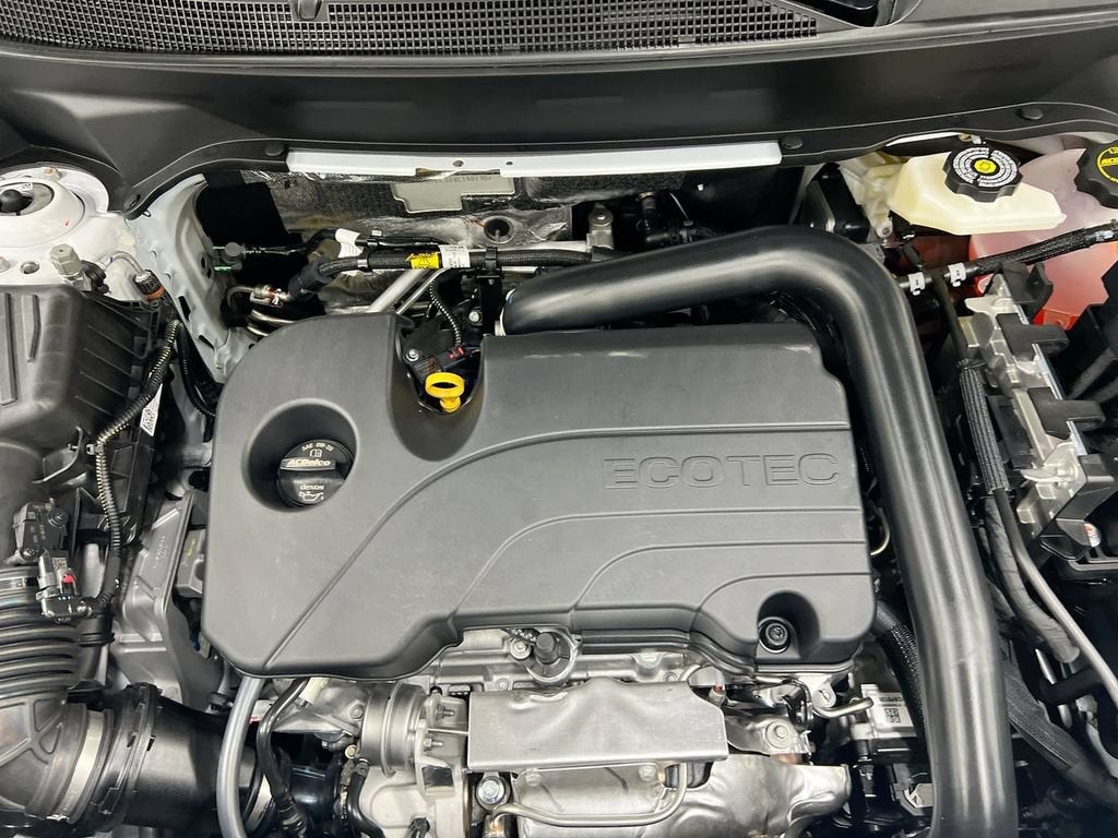 2027 Chevrolet Equinox LT - Photo 25