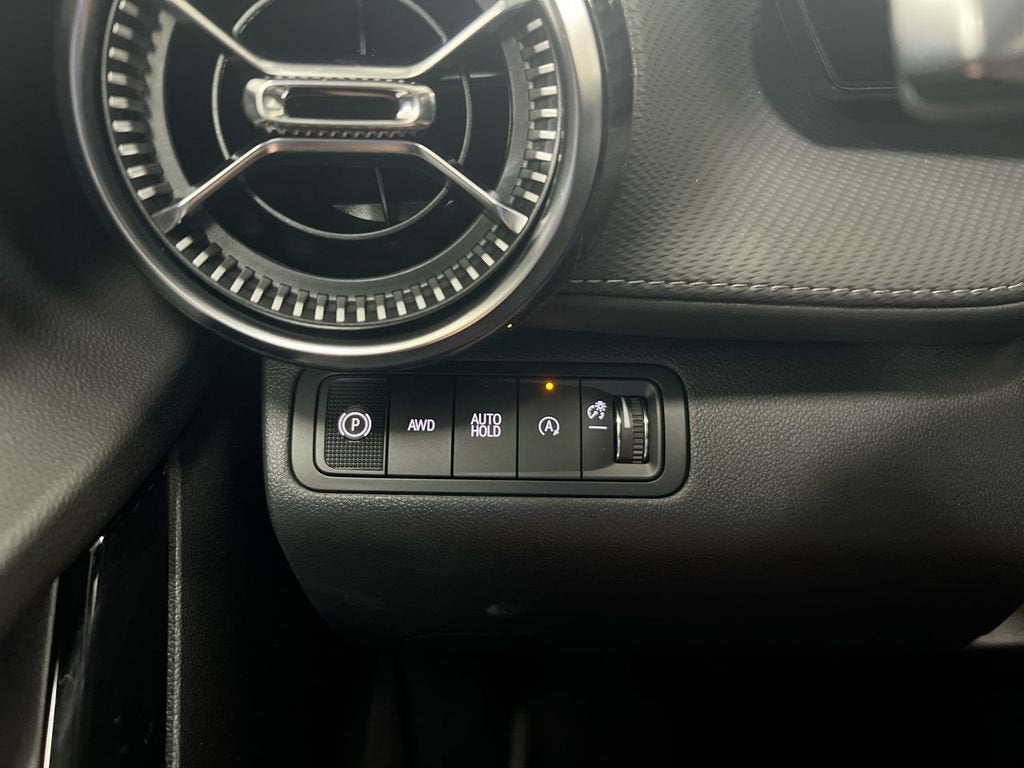 2027 Chevrolet Equinox LT - Photo 19