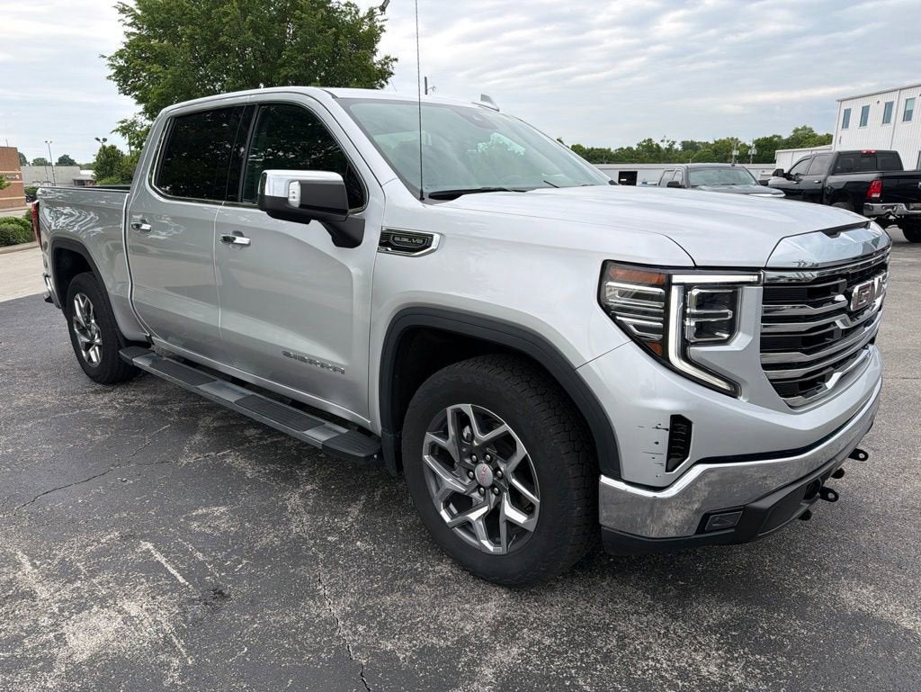 2022 GMC Sierra 1500 SLT