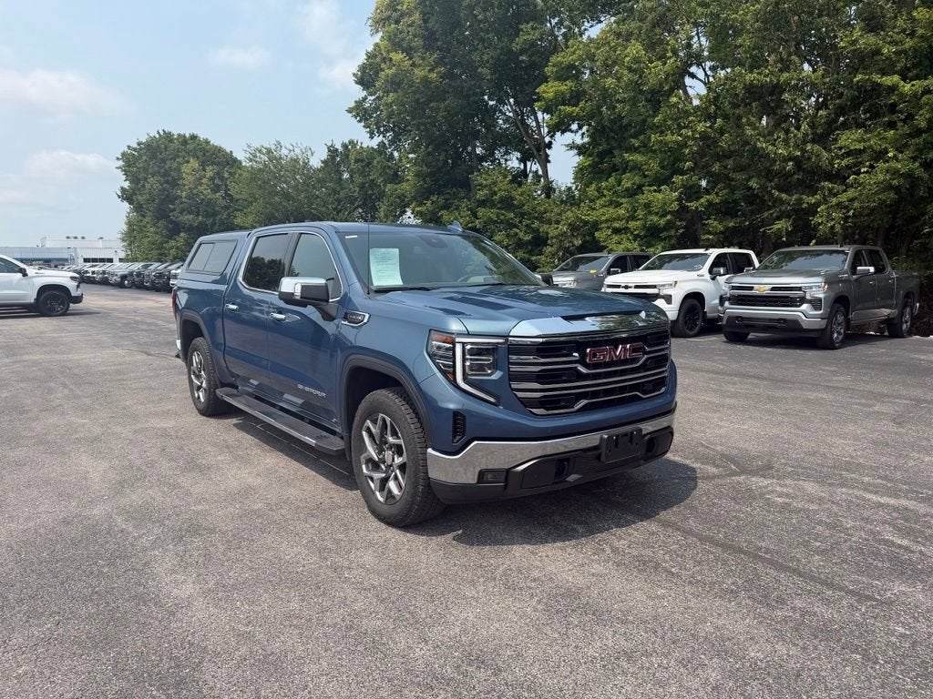 2024 GMC Sierra 1500 SLT