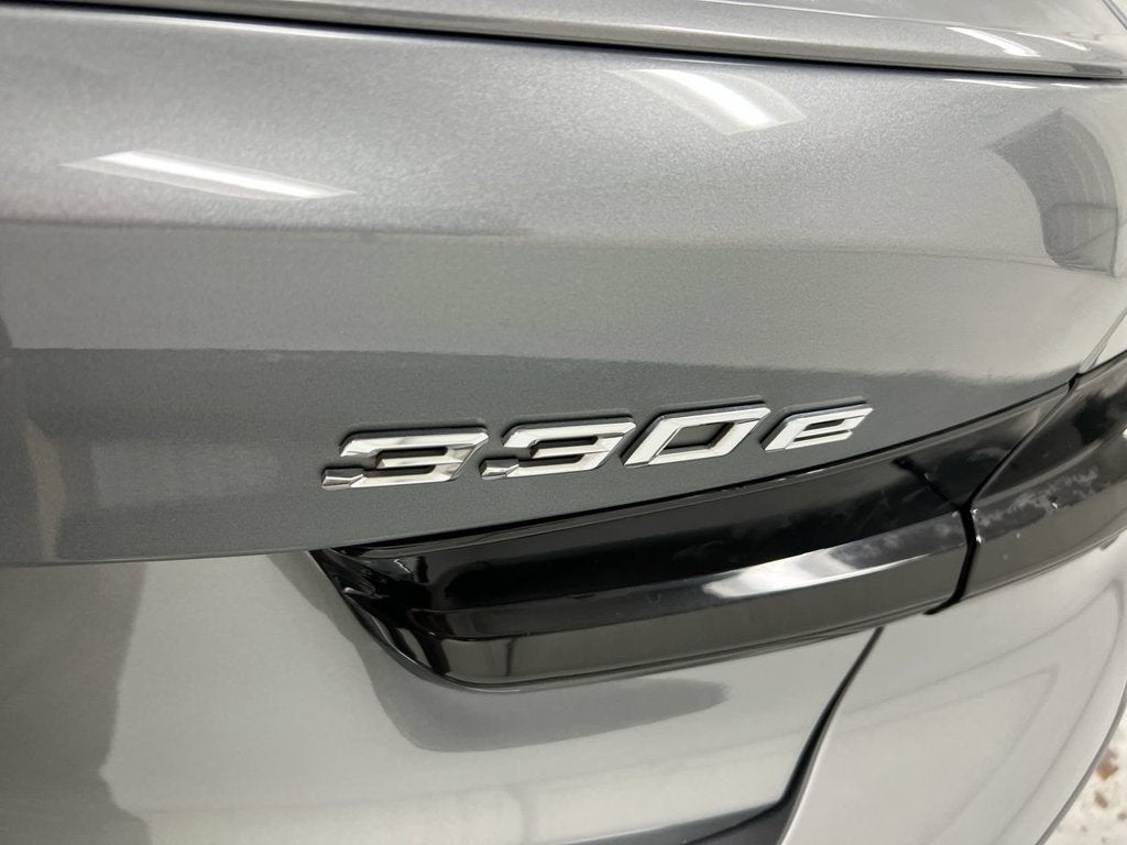 2023 BMW 3 Series 330e