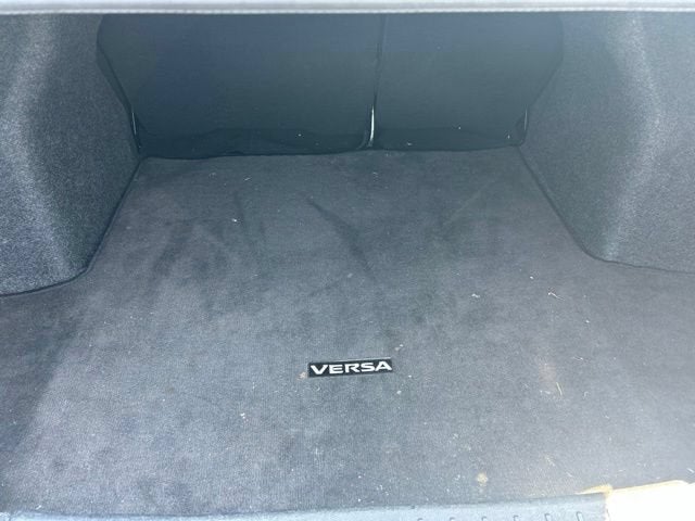 2023 Nissan Versa SV