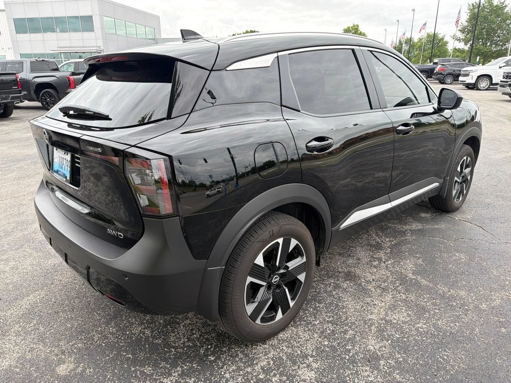 2025 Nissan Kicks SV