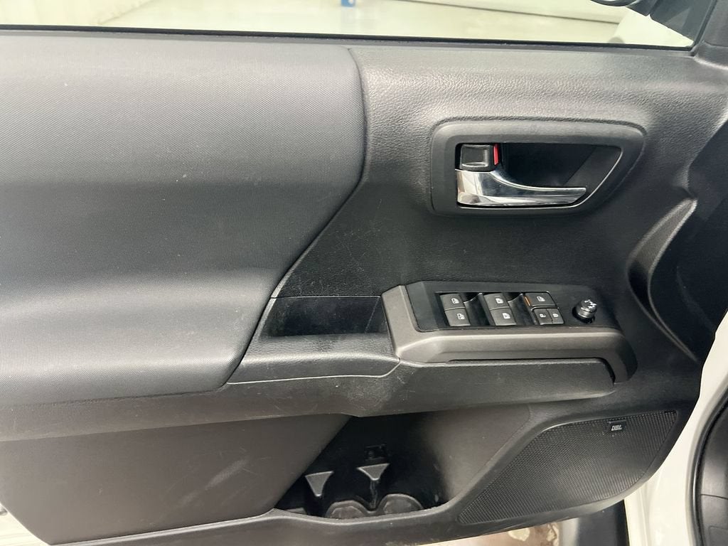 2023 Toyota Tacoma 4WD SR