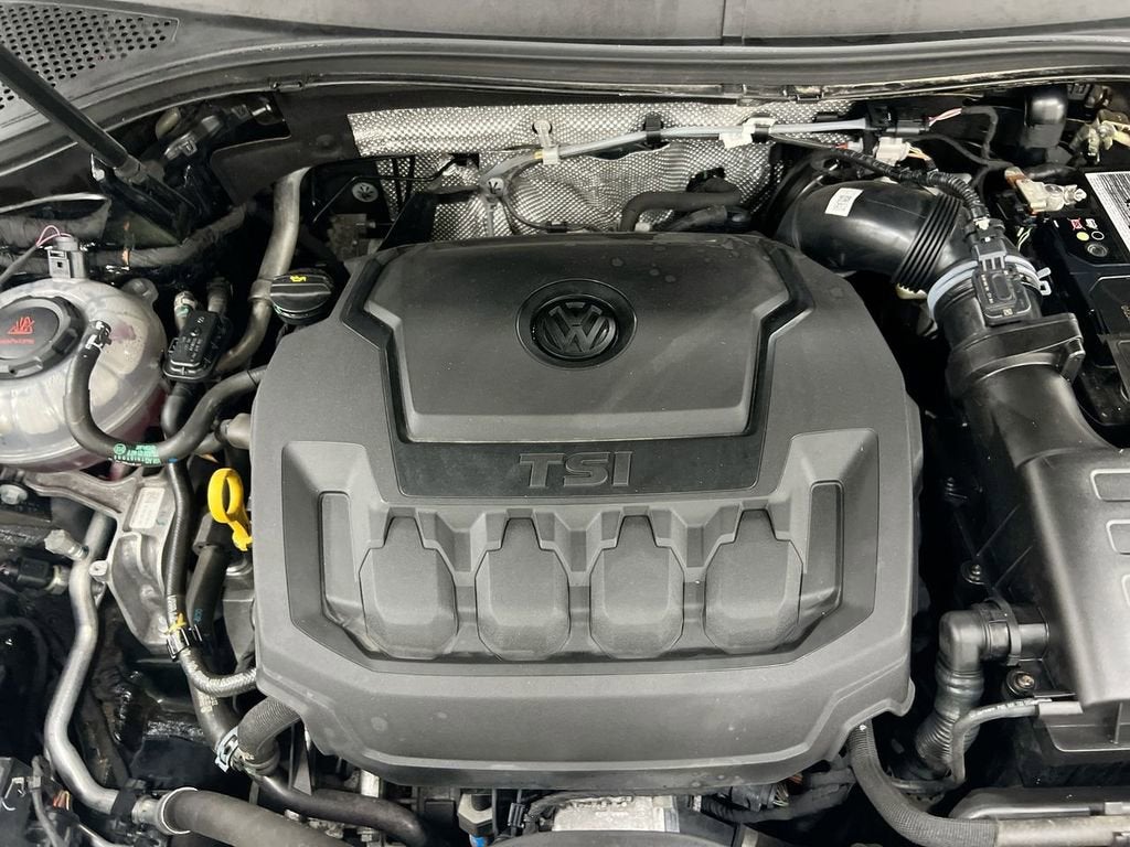 2022 Volkswagen Tiguan SEL R-Line