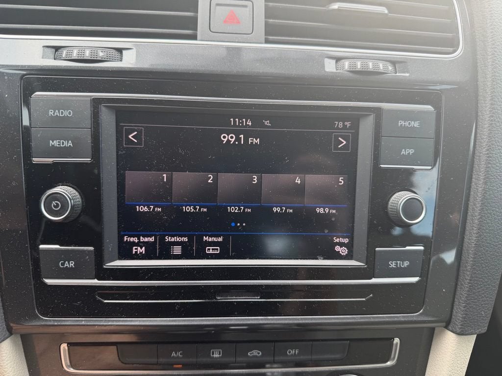 2019 Volkswagen Golf S