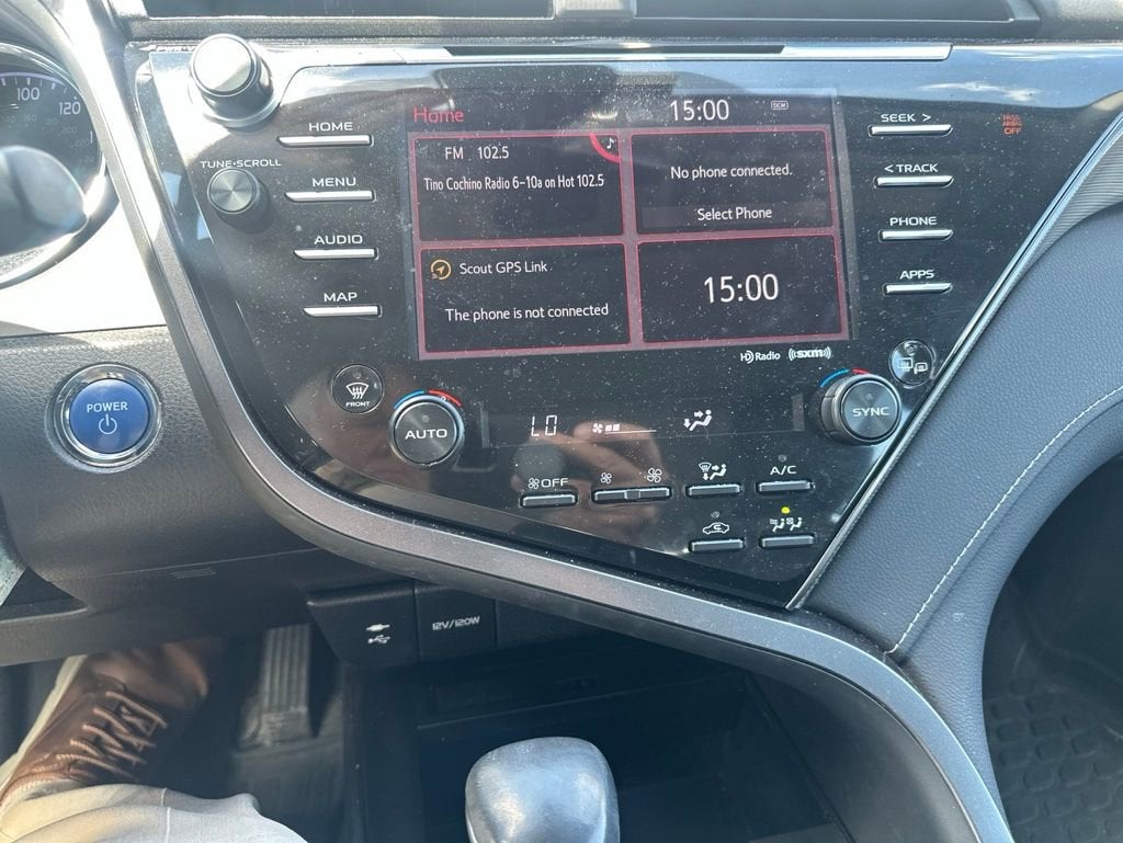 2019 Toyota Camry Hybrid LE