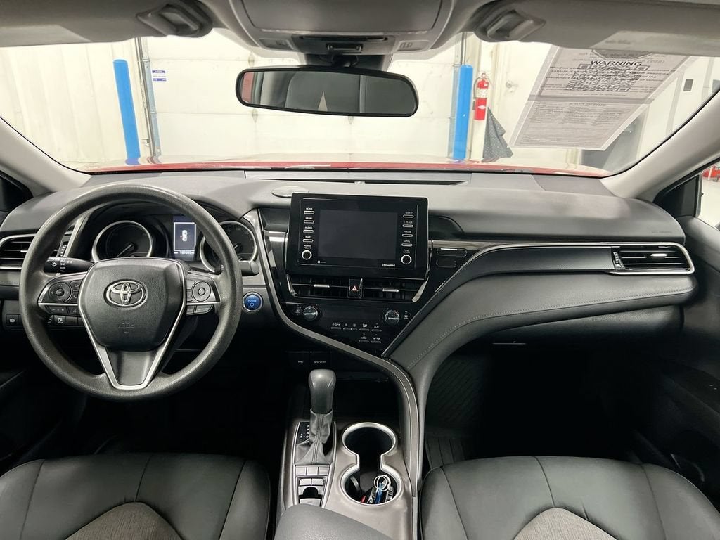 2021 Toyota Camry Hybrid LE