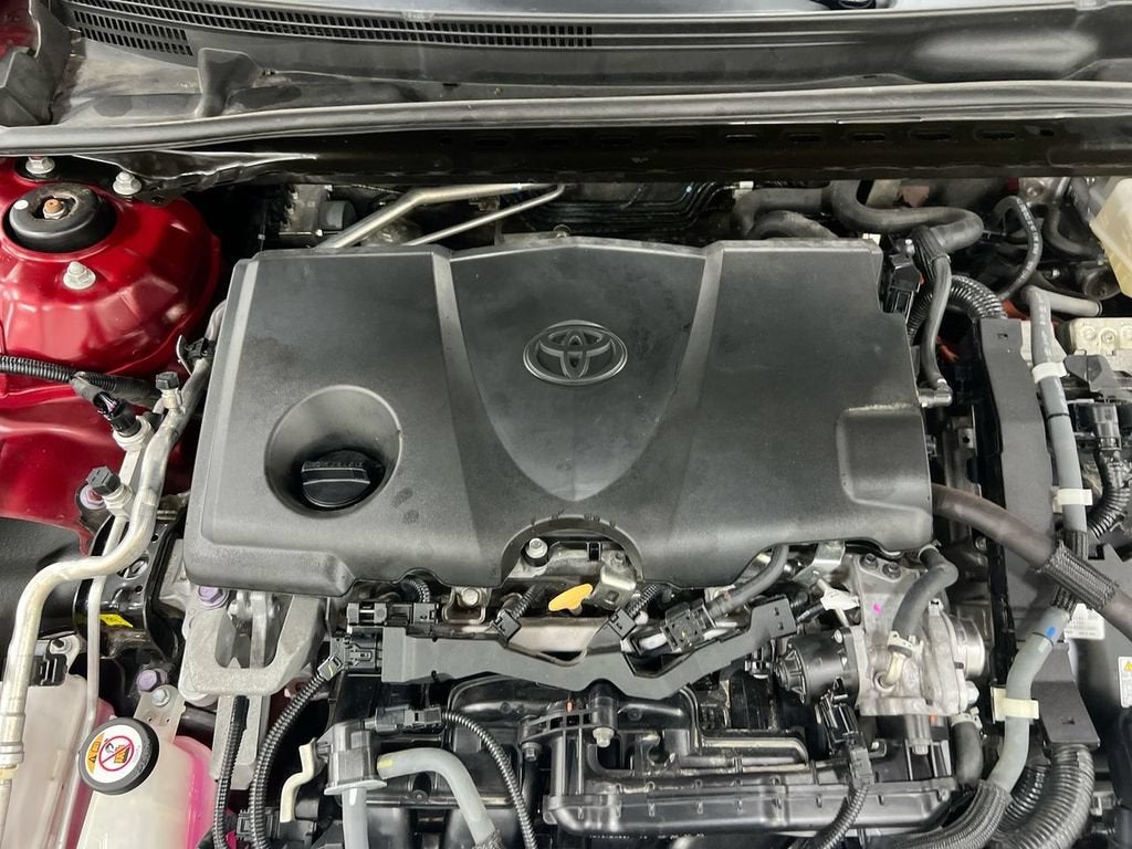 2021 Toyota Camry Hybrid LE