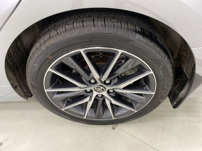 2021 Toyota Camry Hybrid XLE