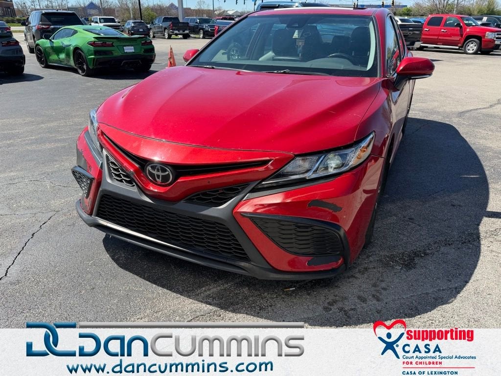2022 Toyota Camry SE