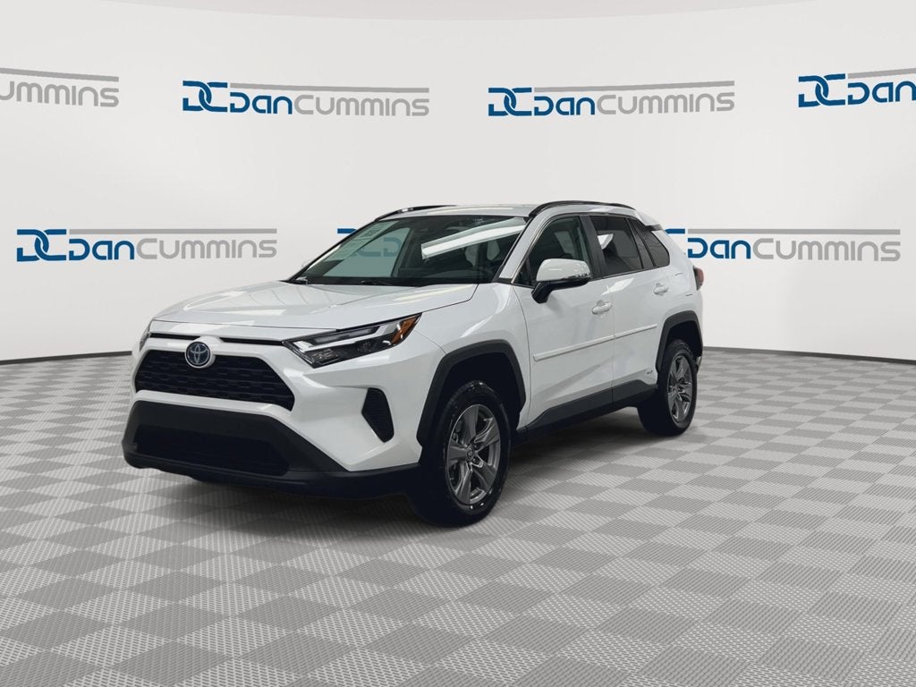 2024 Toyota RAV4 Hybrid LE