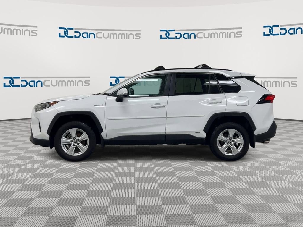 2021 Toyota RAV4 Hybrid XLE