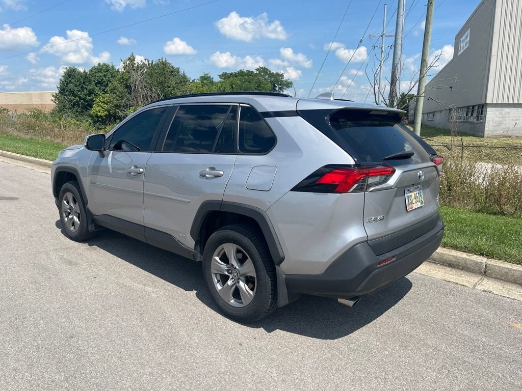 2022 Toyota RAV4 Hybrid XLE