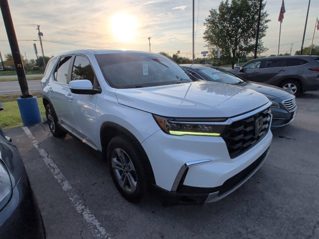 2023 Honda Pilot EX-L 8 Passenger