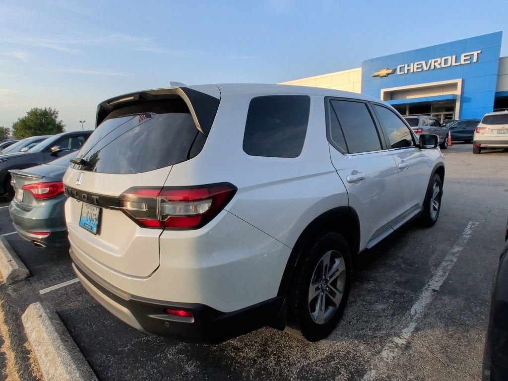 2023 Honda Pilot EX-L 8 Passenger