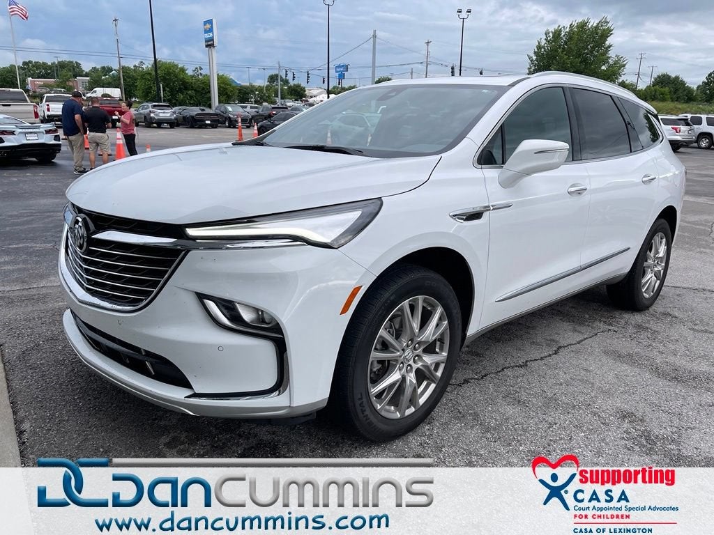 2024 Buick Enclave Essence