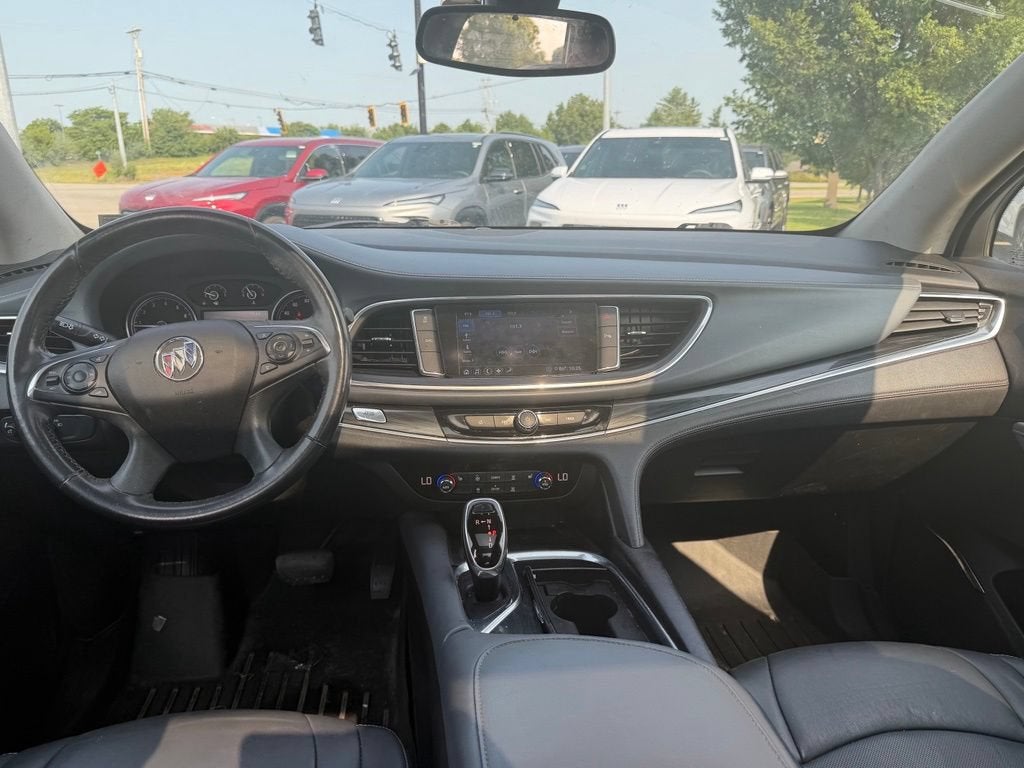2020 Buick Enclave Essence